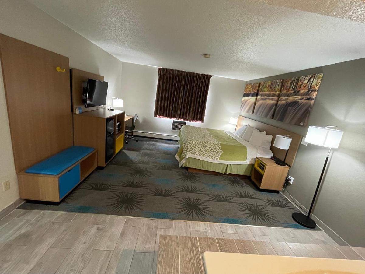 Days Inn By Wyndham Alpena Extérieur photo