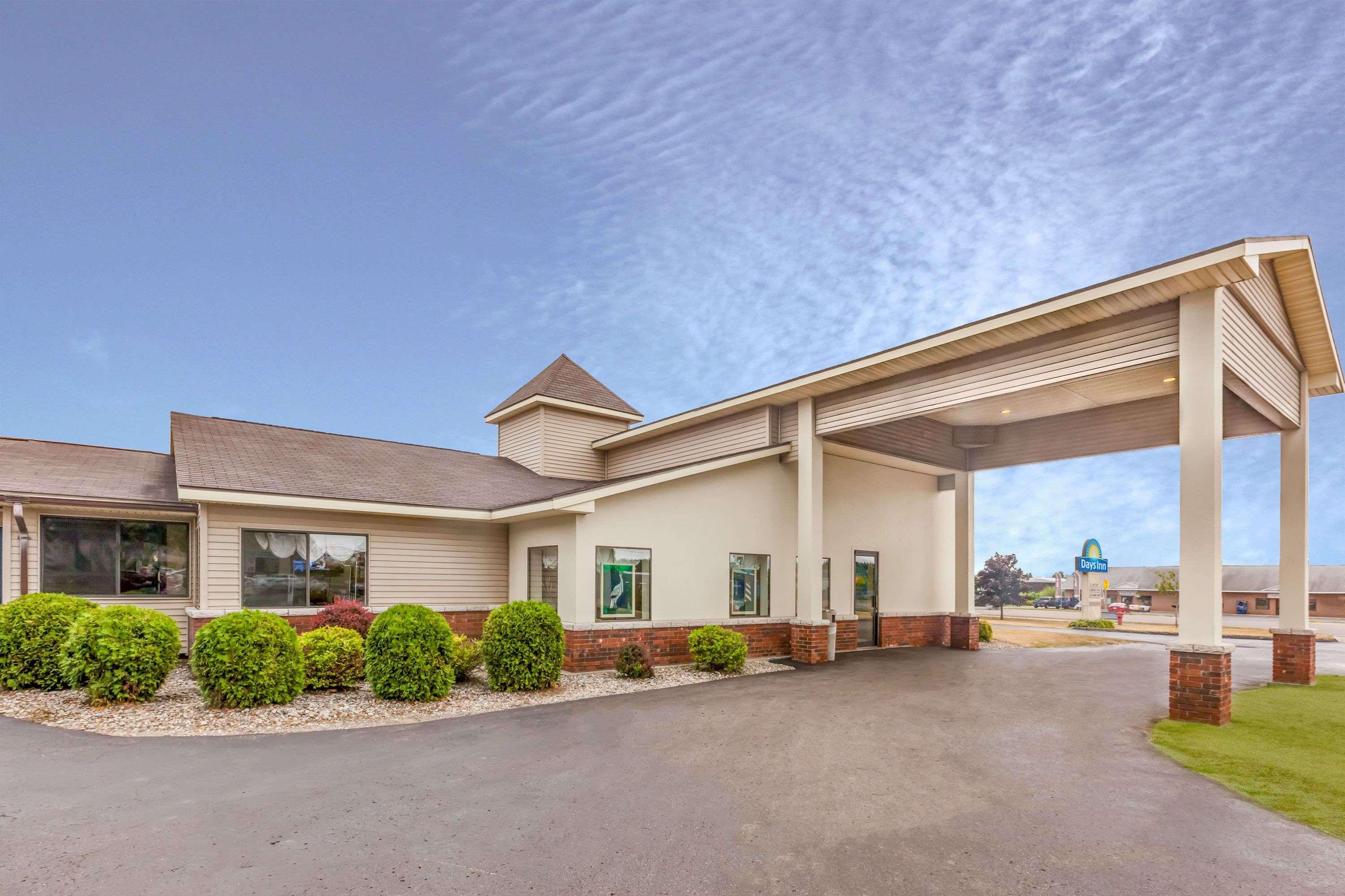 Days Inn By Wyndham Alpena Extérieur photo