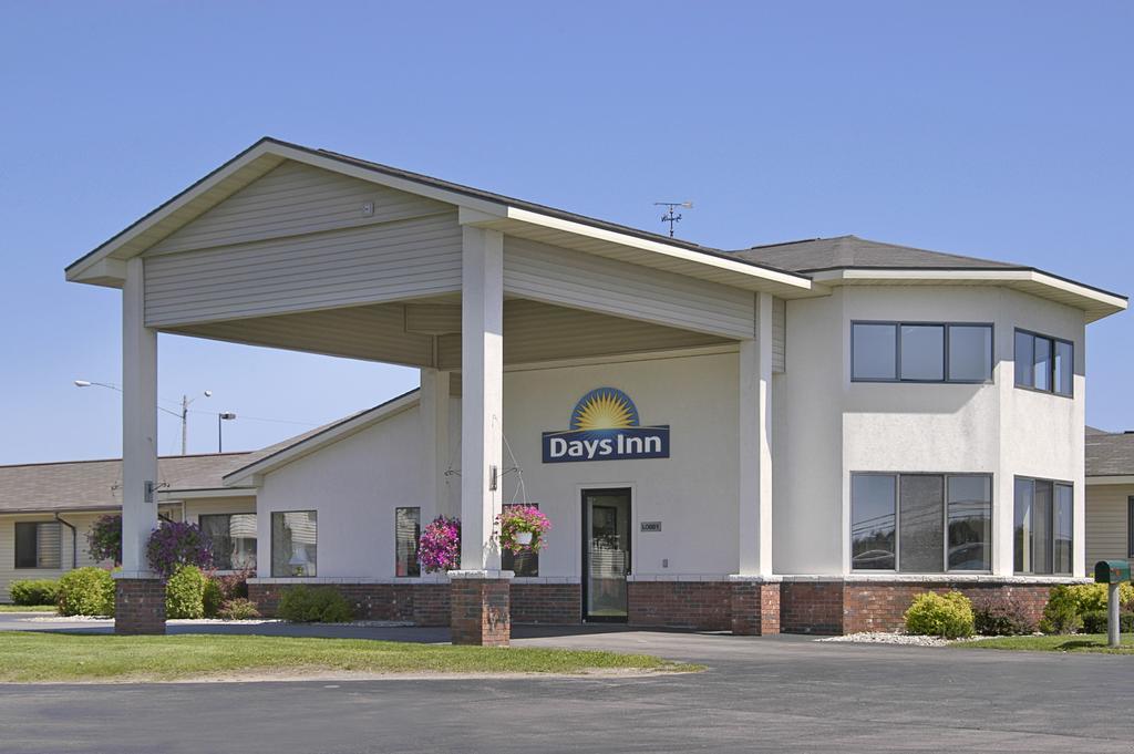 Days Inn By Wyndham Alpena Extérieur photo